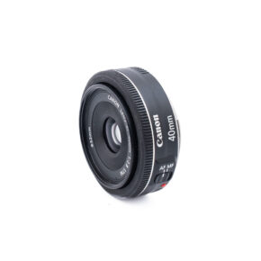 Canon 40mm f/2.8 STM_2 Canon EF 40mm f/2.8 STM - Used