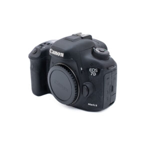 Canon 7D Mark II 5382_1 Canon EOS 7D Mark II - Käytetty