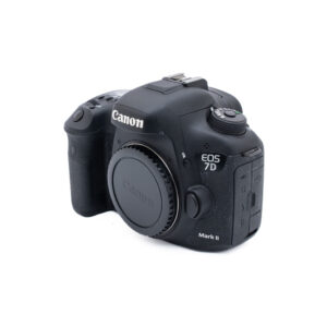Canon EOS 7D Mark II - Käytetty