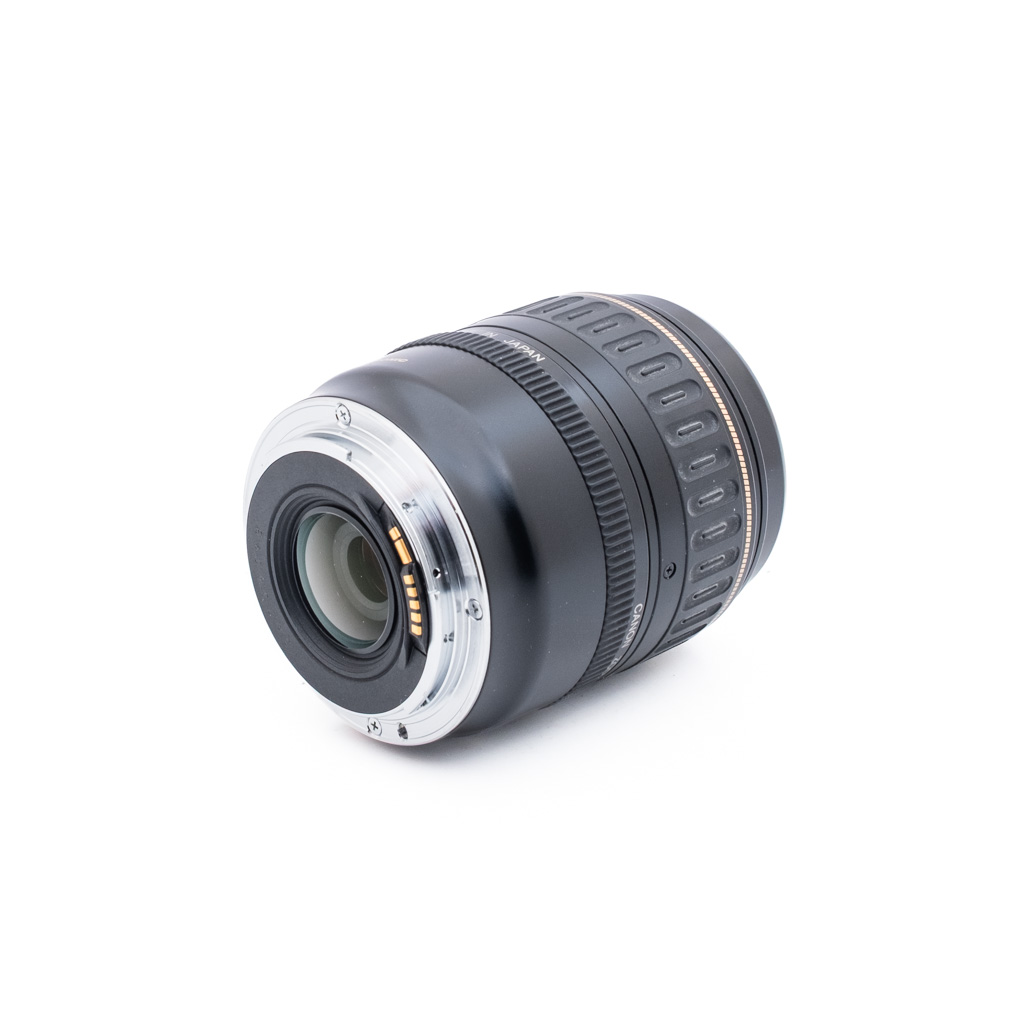 Canon EF 28-80mm f/3.5 - 5.6 USM - Käytetty