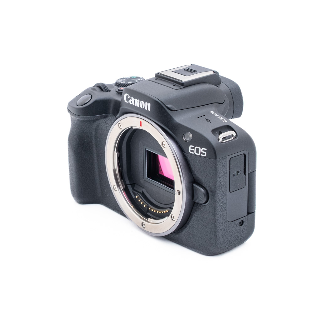 Canon EOS R50 - Käytetty