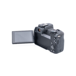 Canon EOS R50 - Käytetty