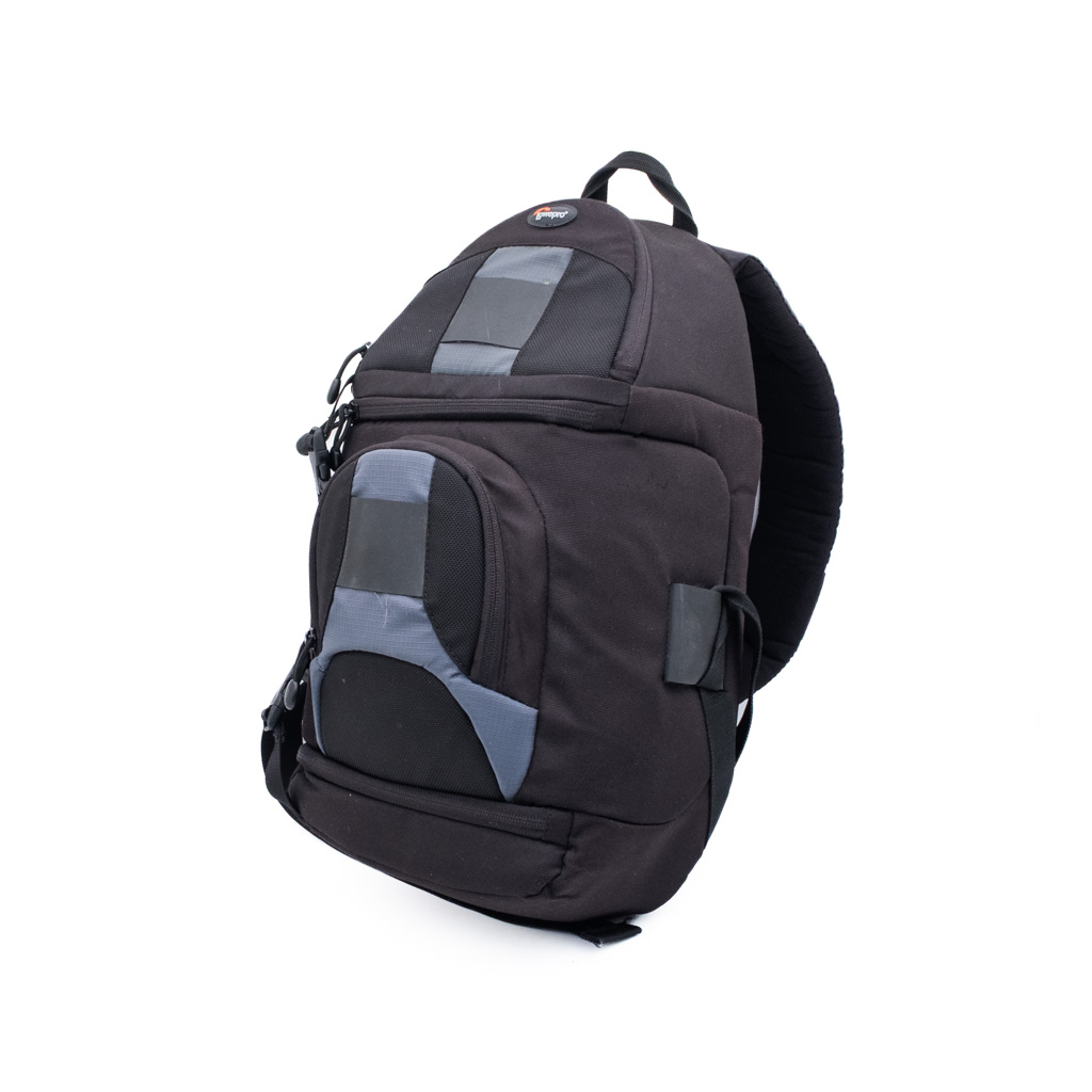 Lowepro Sling_1 Lowepro SlingShot 200 AW - Käytetty