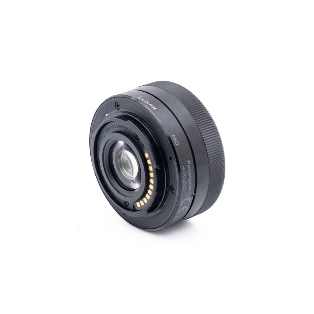 Panasonic Lumix 12-32mm f/3.5-5.6 Mega O.I.S. - Käytetty