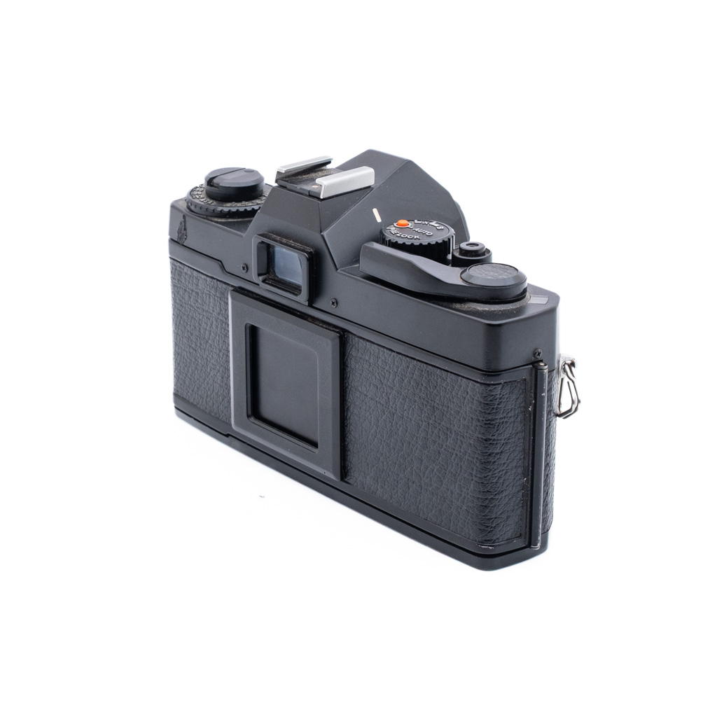 Mamiya ZE Quartz -filmikamera - Käytetty
