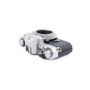 Nikon Nikkormat EL -filmikamera - Käytetty