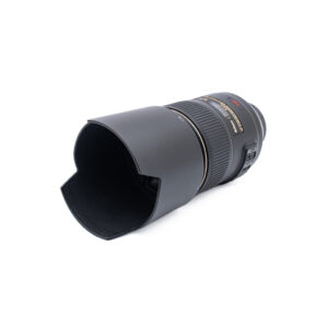 Nikon 105mm f28 G ED VR_1 Nikon AF-S Micro-Nikkor 105mm f/2.8G VR ED - Käytetty