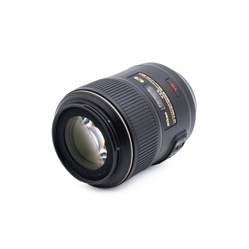 Nikon 105mm f28 G ED VR_2 Nikon AF-S Micro-Nikkor 105mm f/2.8G VR ED - Käytetty