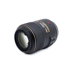 Nikon 105mm f28 G ED VR_2 Nikon AF-S Micro-Nikkor 105mm f/2.8G VR ED - Käytetty