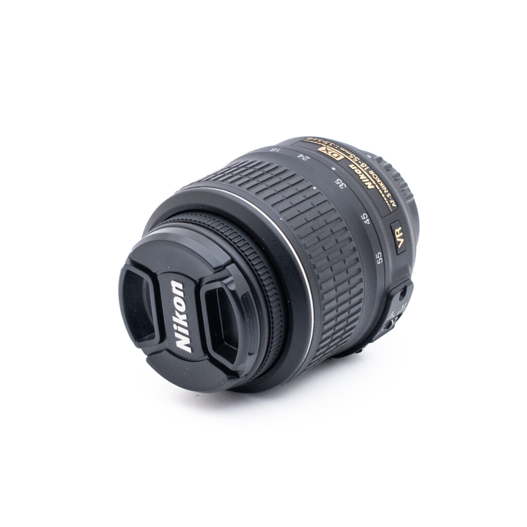 Nikon 18-55mm f35-56G VR_1 Nikon AF-S Nikkor 18-55mm f/3.5-5.6 G VR DX - Käytetty