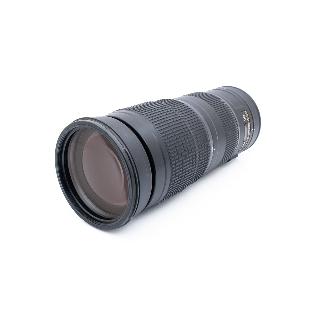 Nikon 200-500mm f56e ED VR_2 Nikon AF-S Nikkor 200-500mm f/5.6E ED VR - Käytetty