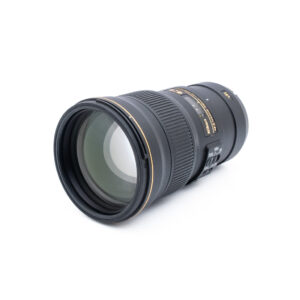 Nikon Nikkor AF-S 300mm f/4 E PF ED VR - Käytetty
