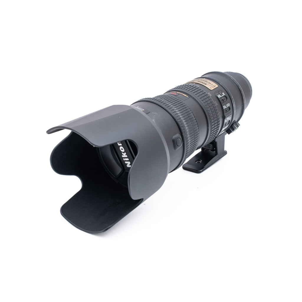 Nikon 70-200mm f28 G ED VR_1 Nikon AF-S Nikkor 70-200mm f/2.8G VR ED - Käytetty