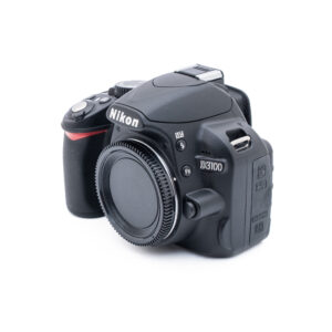 Nikon D3100 - Käytetty