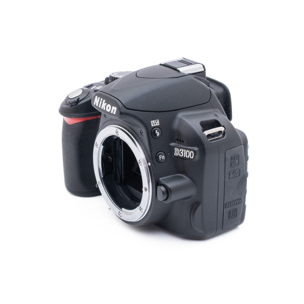 Nikon D3100 - Käytetty