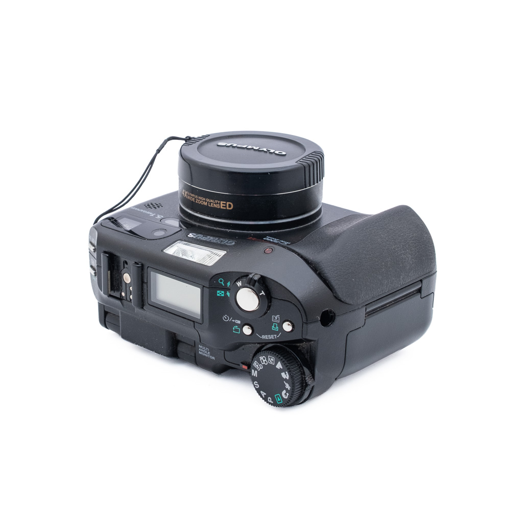 Olympus Camedia C-5060 digital camera – Second-hand