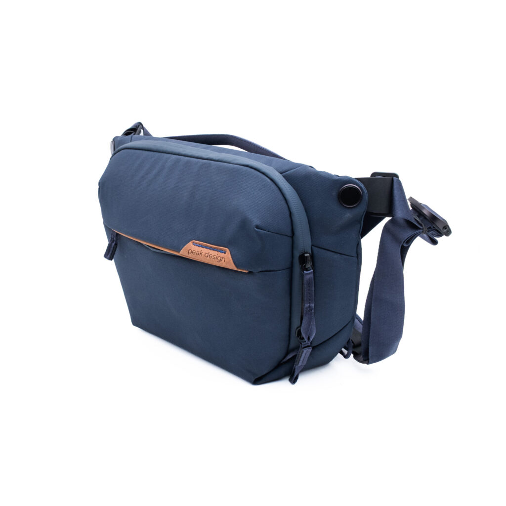 Peak Design laukku_1 Peak Design Everyday Sling 6L Midnight - Käytetty