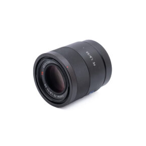 Sony FE Sonnar T* 55mm f/1.8 ZA - Käytetty