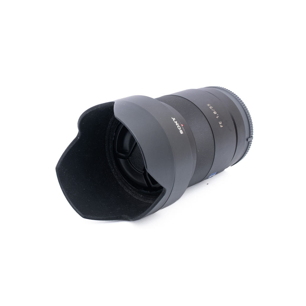 Sony FE Sonnar T* 55mm f/1.8 ZA - Used