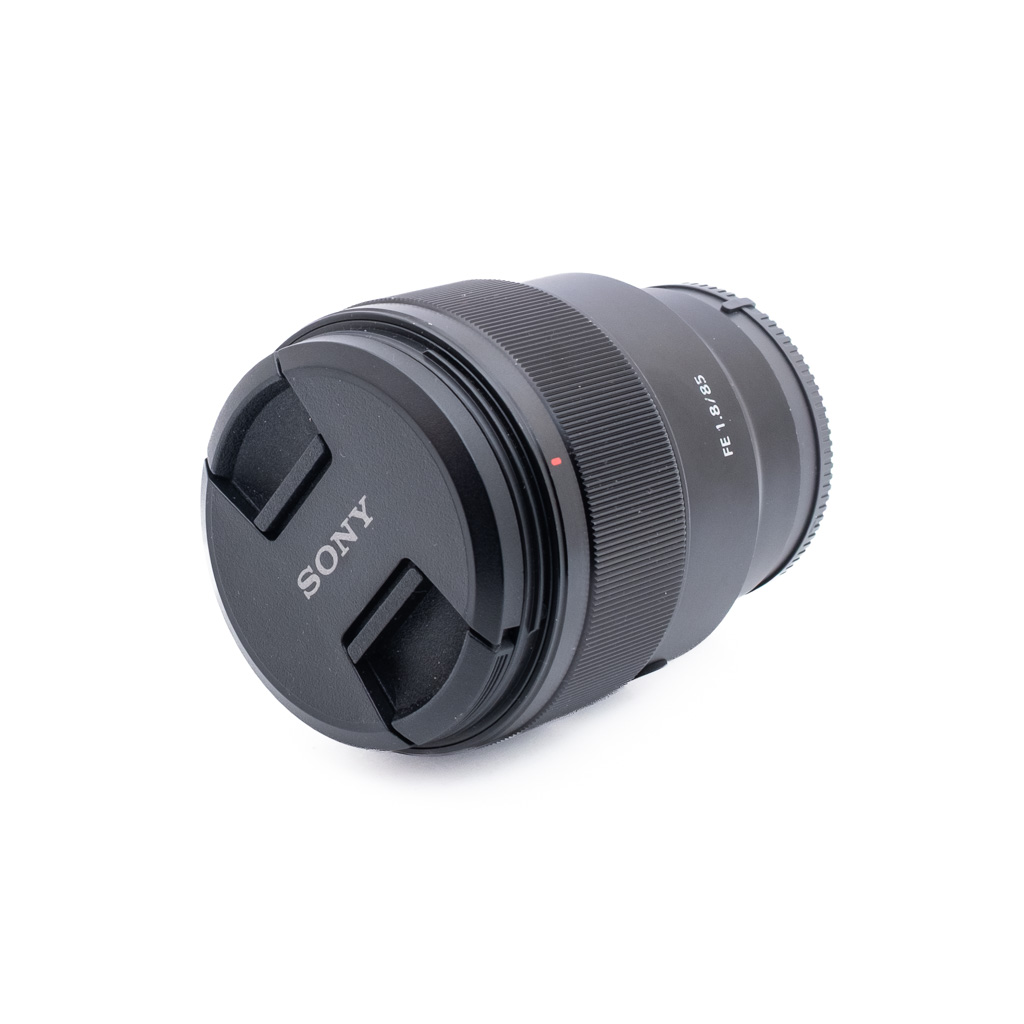 Sony 85mm f18_1 Sony FE 85mm f/1.8 - Käytetty