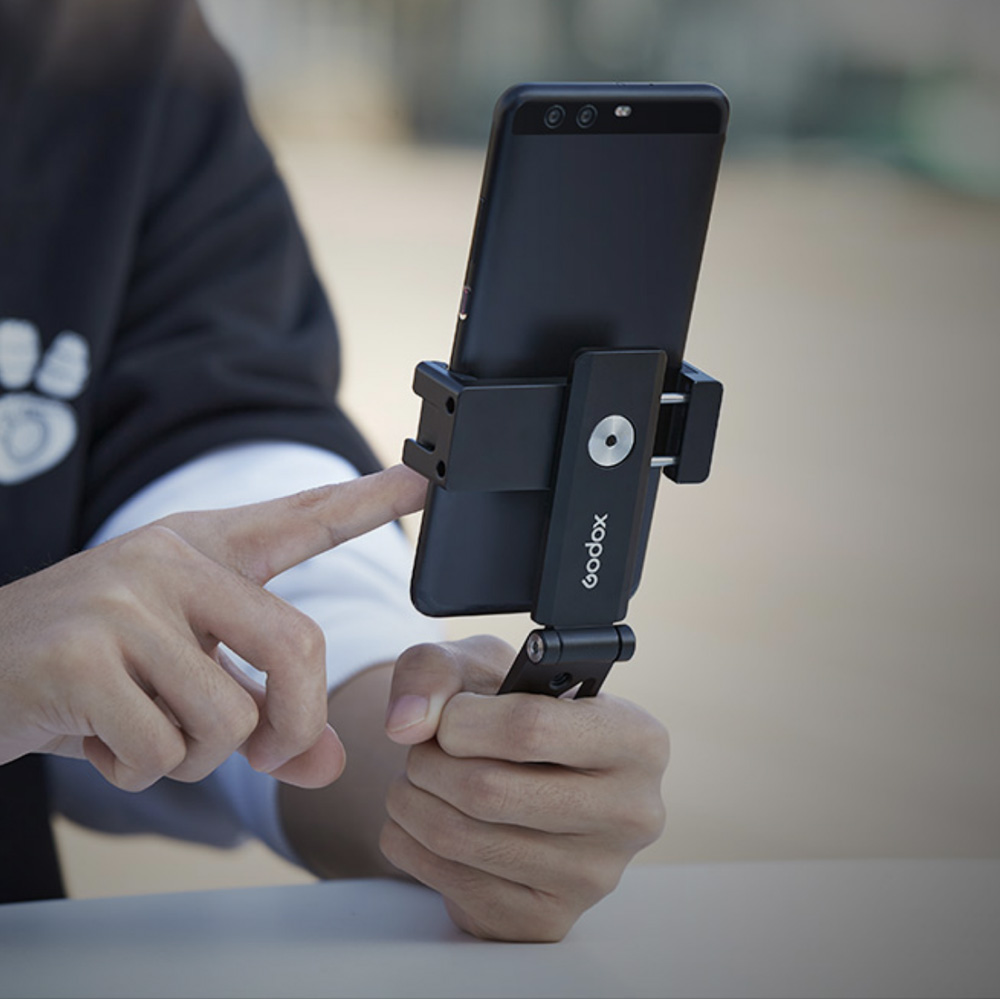 Screenshot Godox Metal Collapsible Smartphone Bracket