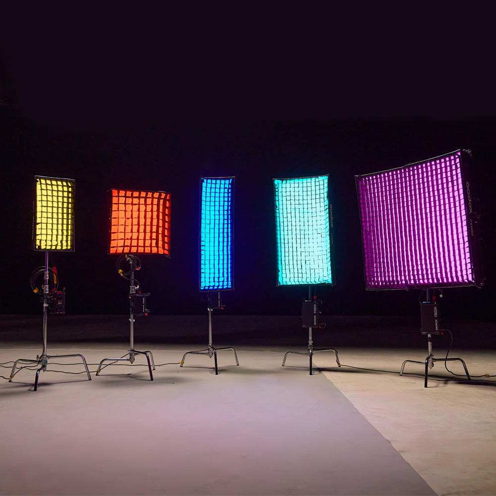 Godox KNOWLED F100R RGB -taipuisa LED-valomatto