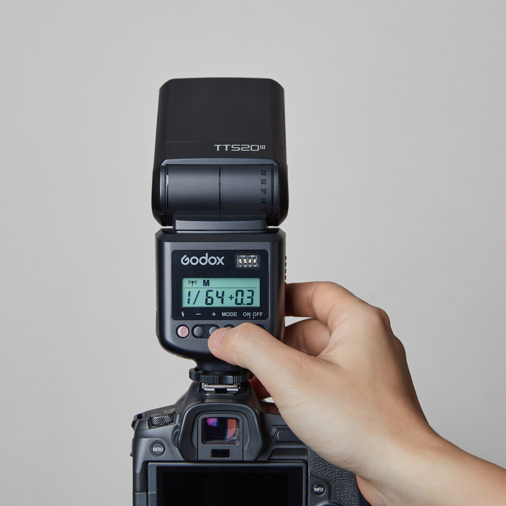 1747225335_188 Godox TT520III Camera Flash with LCD Screen
