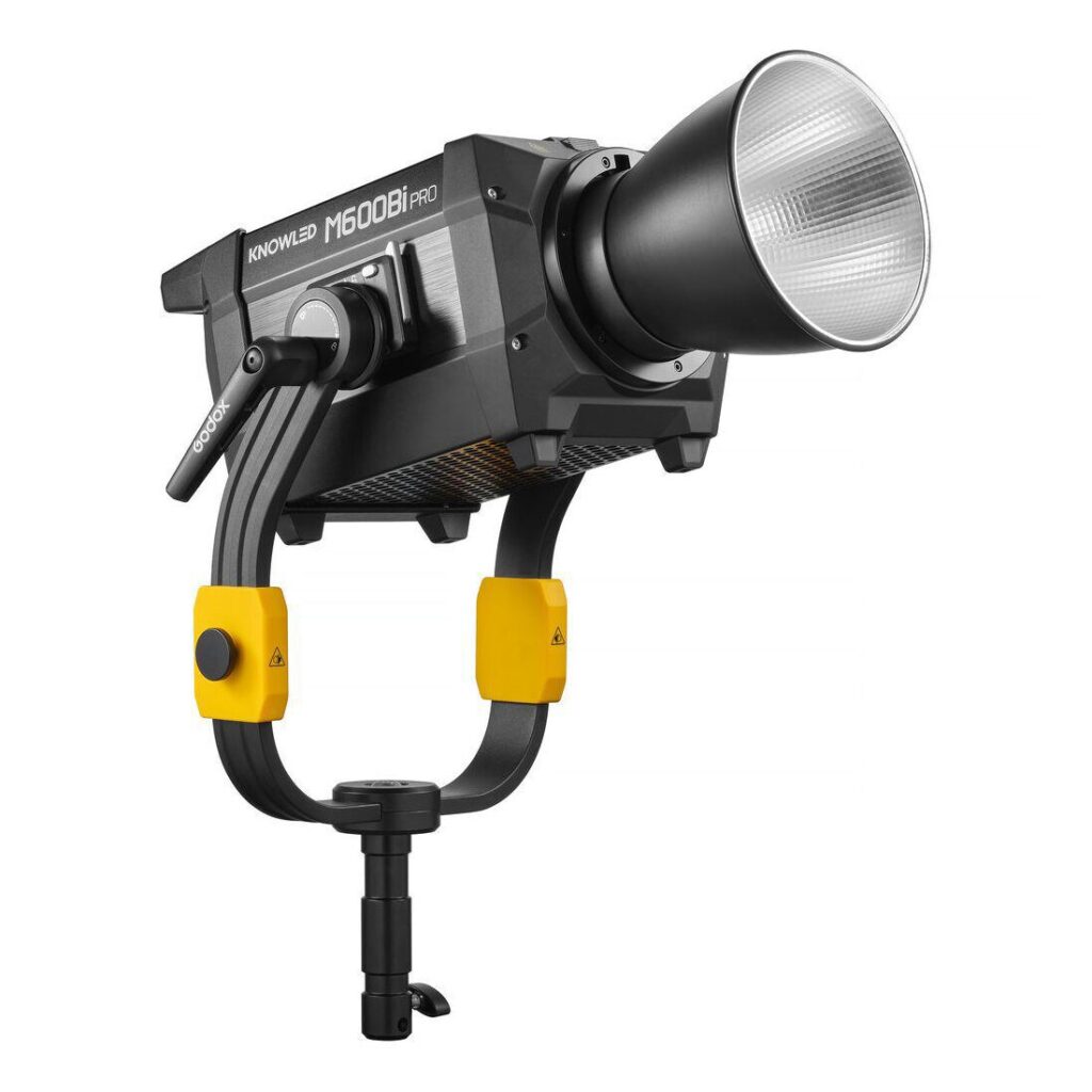 Godox KNOWLED M600Bi Pro K1 Bi-Color -LED-valo kantolaukulla