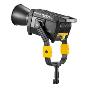 Godox KNOWLED M600Bi Pro K1 Bi-Color -LED-valo kantolaukulla