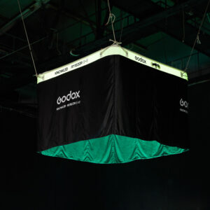 Godox KNOWLED AM1600R 88K RGB -taipuisa LED-valomatto