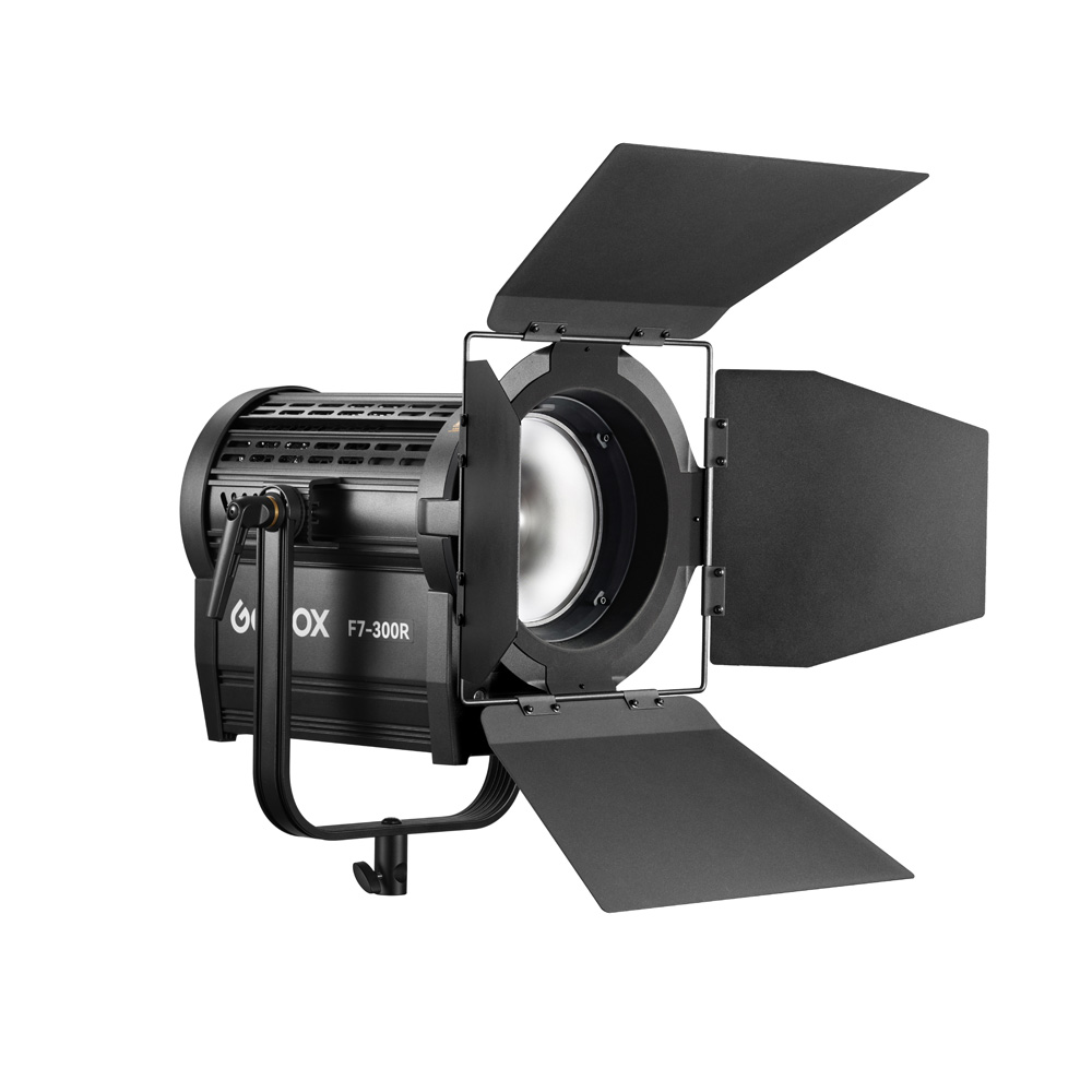 1764063316_426 Godox F7-300R Full Color -LED-fresnelvalo