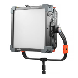 1786545064_890 Godox KNOWLED P600R Hard P4 -LED-paneeli kantolaukulla