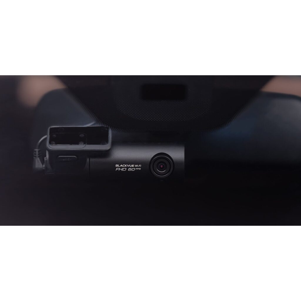 BlackVue DR590X 1CH Plus 32GB -kojelautakamera