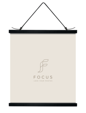 800q-01_132429 Focus Poster Hanger musta 71 cm -magneettinen julisteripustin