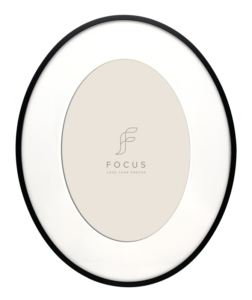 800q-01_133011 Focus Aster Oval musta 26,6x36,6/PP 20x30 -valokuvakehys