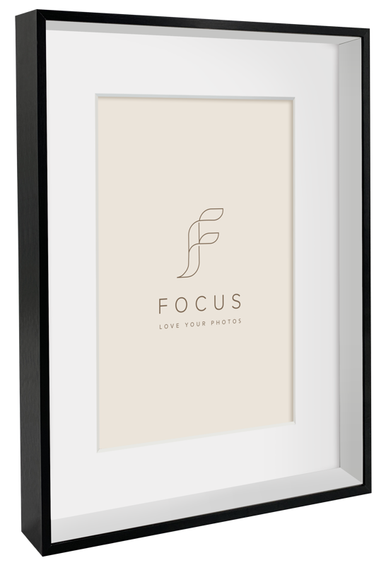 800q-02_133314 Focus Aster musta 30x40/PP 20x30 -taulukehys