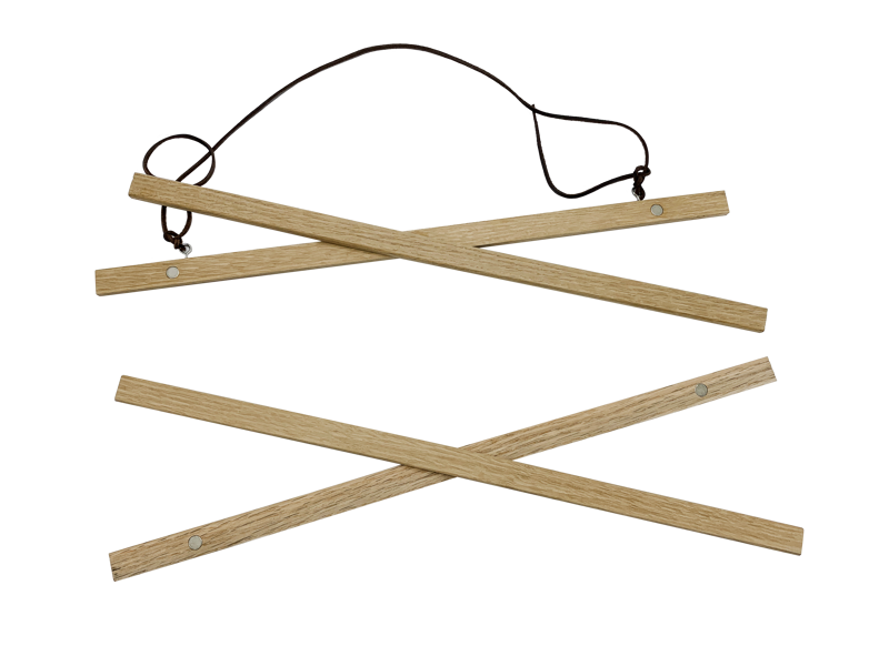 800q-04_132434 Focus Poster Hanger magneettinen tammi 41cm -julisteripustin