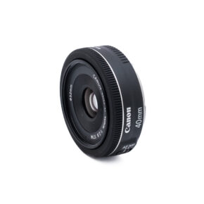 Canon EF 40mm f/2.8 STM - Käytetty
