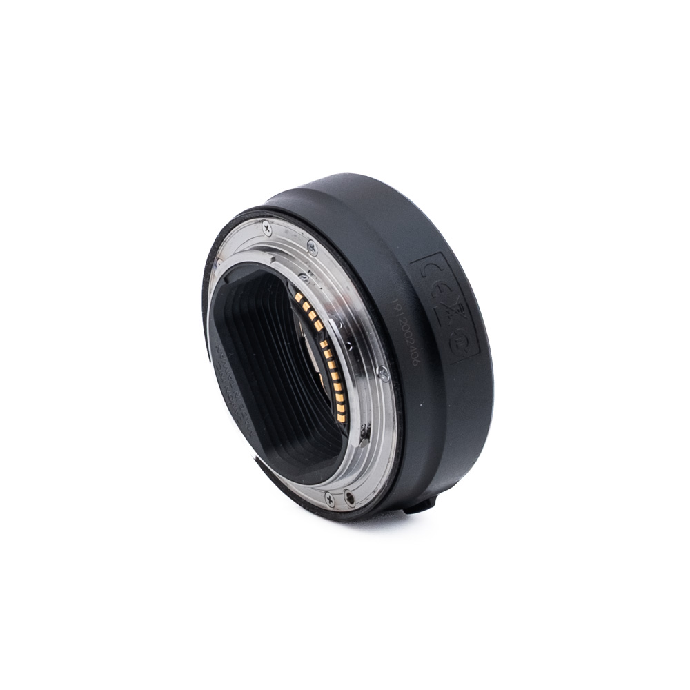 Canon EfEosR_3 Canon Mount Adapter EF - EOS R - Käytetty
