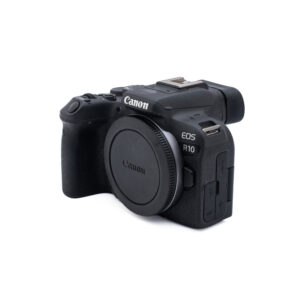 Canon EOS R10 - Käytetty