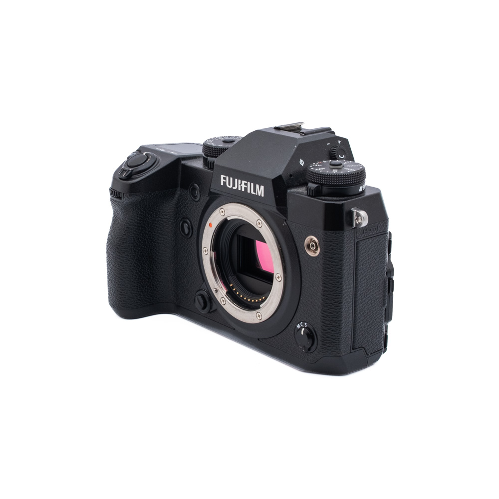 Fuji X-H1 1_2 Fujifilm X-H1 - Käytetty