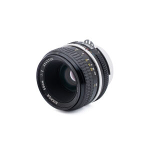 Nikkor 50mm f2_1 Nikon AI Nikkor 50mm f/2 - Käytetty