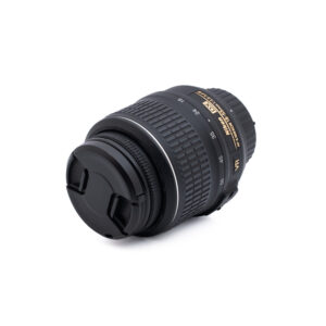 Nikon 18-55mm f35-56 G VR_1 Nikon AF-S Nikkor 18-55mm f/3.5-5.6 G VR DX - Käytetty