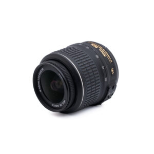 Nikon 18-55mm f35-56 G VR_2 Nikon AF-S Nikkor 18-55mm f/3.5-5.6 G VR DX - Käytetty