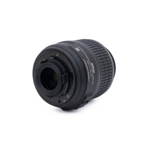 Nikon 18-55mm f35-56 G VR_3 Nikon AF-S Nikkor 18-55mm f/3.5-5.6 G VR DX - Käytetty