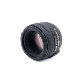 Nikon 50mm f14G_2 Nikon AF-S Nikkor 50mm f/1.4 G - Käytetty