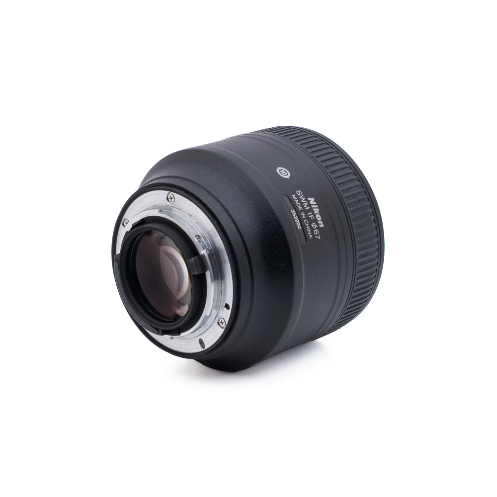 Nikon 85mm f18 G1_3 Nikon AF-S Nikkor 85mm f/1.8 G - Käytetty
