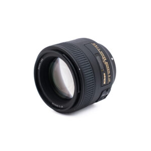 Nikon 85mm f18 G2_2 Nikon AF-S Nikkor 85mm f/1.8 G - Käytetty