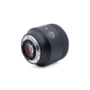 Nikon 85mm f18G_3 Nikon AF-S Nikkor 85mm f/1.8 G - Käytetty