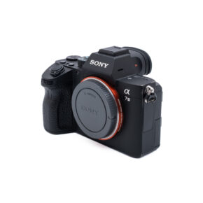 Sony A7 III - Käytetty